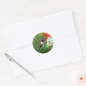 Een ruby Throated Hummingbird Ronde Sticker (Envelop)