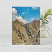 Een ruige bergpas in de VAE. Feestdagenkaart (Staand voorkant)