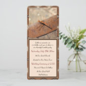 Een rustieke Dragonfly bruiloft uitnodiging (Staand voorkant)