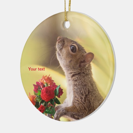 Een schattig eekhoorndier personaliseren met rozen keramisch ornament (Links)