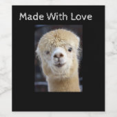Een schattig gezicht van een alpiaca wijn etiket (Enkel label)