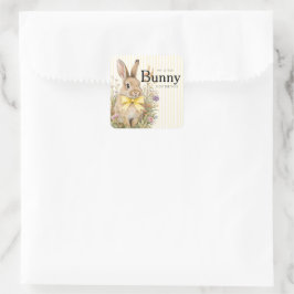 Een schattig klein bloemenkonijn Geel lint babyfee Vierkante Sticker
