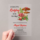 Een schattig lieveheersbeestje is op weg naar het acryl uitnodigingen (Insitu (Draagbaar))