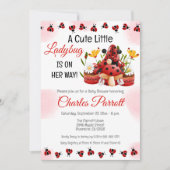 Een schattig lieveheersbeestje is op weg naar het  kaart (Voorkant)