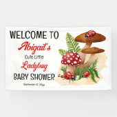 Een schattig lieveheersbeestje is op weg naar het  spandoek (Horizontaal)