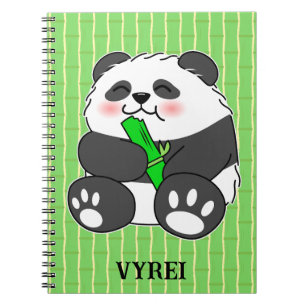 Een schattige baby panda die een bamboestengel eet notitieboek