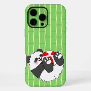 Een schattige baby panda speelt met een bal iPhone 16 pro max hoesje