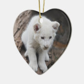 Een schattige baby witte leeuw keramisch ornament (Links)