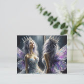 Een schattige fee die in de spiegel kijkt briefkaart (Staand voorkant)