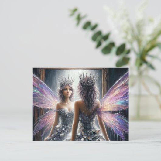 Een schattige fee die in de spiegel kijkt briefkaart (Staand voorkant)