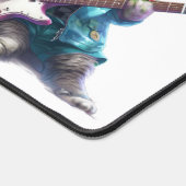 Een schattige kat speelt elektrogitaar bureaumat (Hoek)