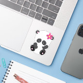 Een schattige panda sticker (Laptop met iPhone)