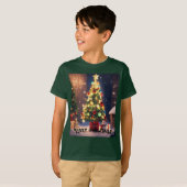 Een schattige Q-versie karakter kerstboom T-shirt (Voorkant volledig)