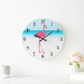 Een schattige roze flamingo op het strand grote klok (Huis)