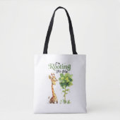 Een Schattigee kleine Giraffe met de boom, wortele Tote Bag (Voorkant)
