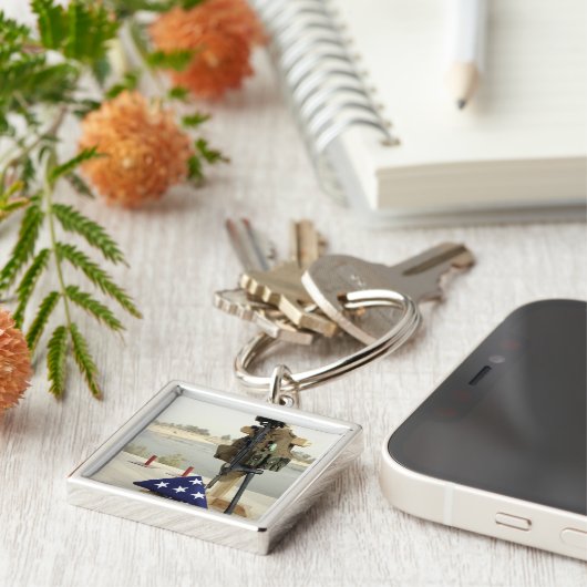 Een scherm met dode soldaten sleutelhanger (Zijkant)