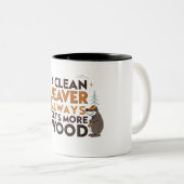 Een schone bever krijgt altijd meer hout tweekleurige koffiemok (Voorkant rechts)