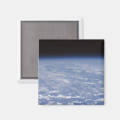 Een schuchtere uitzicht van de atmosfeer op aarde magneet (Voorkant / Achterkant)