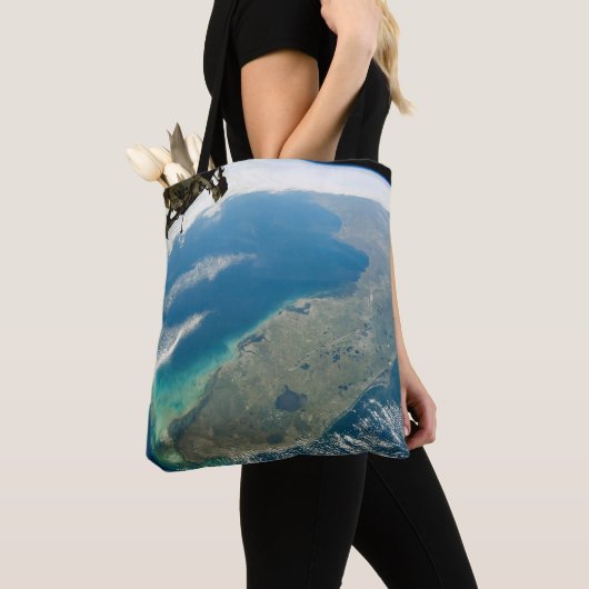 Een schuine Florida, aan de zuidoostelijke kust Tote Bag (Dichtbij)