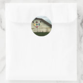 Een schuur die ooit was ronde sticker (Tas)