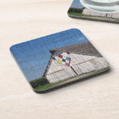 Een schuur met een watje drankjes onderzetter (Linkerzijde)