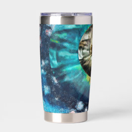 Een sci-fi uitzicht van een mysterieus universum geïsoleerde drinkbeker