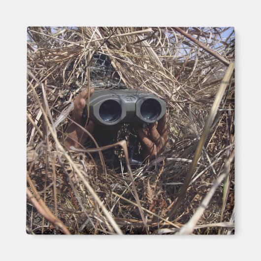 Een scout-waarnemer oefent observatietechniek 2 magneet (Voorkant)