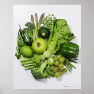 Een selectie van groene groenten en fruit. poster