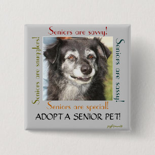 Een senior pakket aannemen vierkante button 5,1 cm