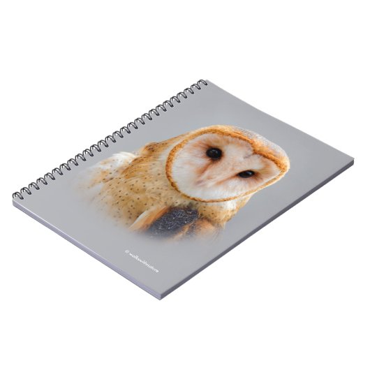 Een Serene en een mooie Barn Owl Notitieboek (Linkerzijde)