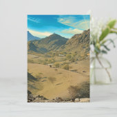 Een serene woestijnvallei feestdagenkaart (Staand voorkant)