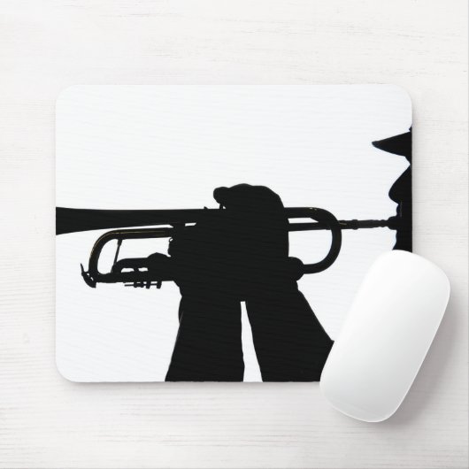 Een servicelid speelt een melodie muismat (Met muis)