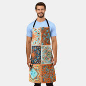 Een set siervoorwerpen, keramische tegels. Abstrac Schort (Gedragen)