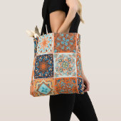 Een set siervoorwerpen, keramische tegels. Abstrac Tote Bag (Dichtbij)