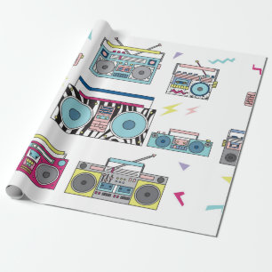 Een set van verschillende  cassettespelers. Retro  Cadeaupapier