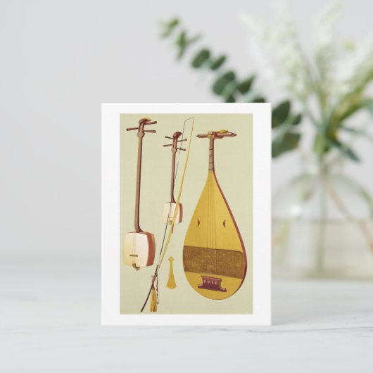 Een shamisen, een kokyu en een biwa, Japans, uit ' Briefkaart (Staand voorkant)