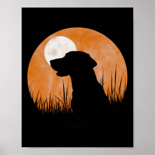Een silhouet van een jachtzwart of geel lab op O Poster