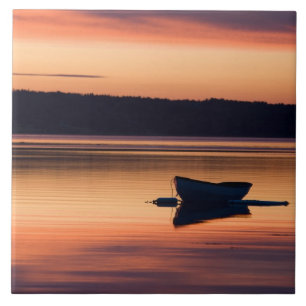 Een skiff bij zonsopgang in Eggemoggin Reach in Li Tegeltje