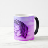 Een slaapengel op hemelwolken magische mok (Voorkant rechts)