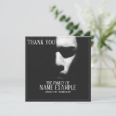 Een slaapgezicht in een halve schaduw (Staand voorkant)