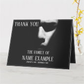 Een slaapgezicht in een halve schaduw kaart (Gele Bloem)