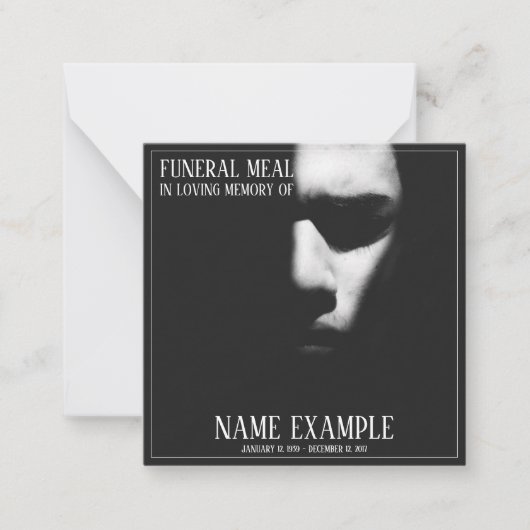 Een slaapgezicht in een halve schaduw notitiekaartje (Voorkant)