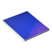 Een slank, glanzend, blauw verloop notitieboek notitieblok (Schuin)