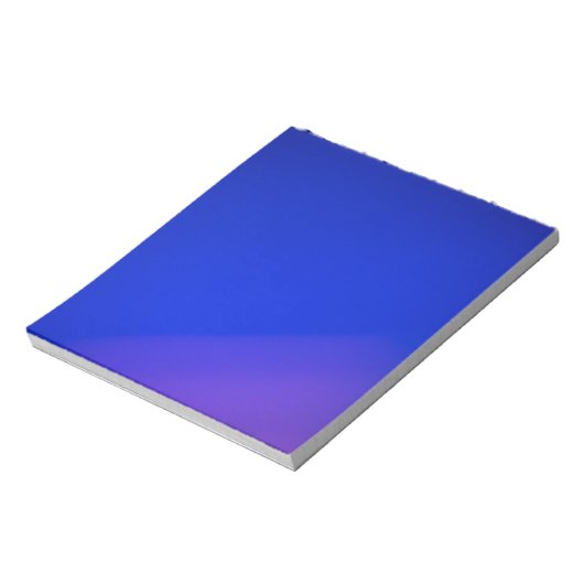 Een slank, glanzend, blauw verloop notitieboek notitieblok (Linkerzijde)