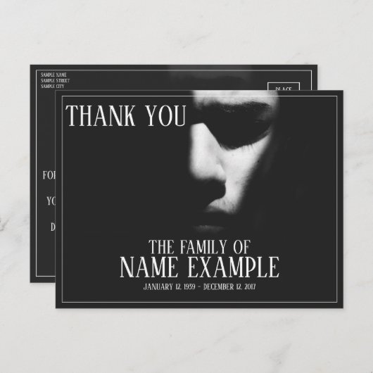 Een slapend gezicht in halve schaduw feestdagenkaart (Voorkant / Achterkant)