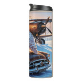 Een sneeuwuil, een vliegtuig en een oldtimer thermosbeker (Geroteerd rechts)