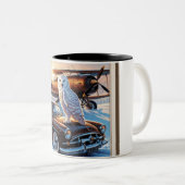 Een sneeuwuil, een vliegtuig en een oldtimer tweekleurige koffiemok (Voorkant rechts)