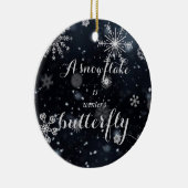 Een sneeuwvlok is de vlindercitaat van de winter keramisch ornament (Rechts)