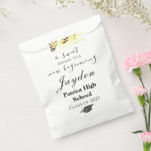 Een snoepje dat eindigt op een nieuw Afstuderen Bedankzakje (Gezegeld)