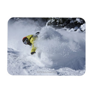 Een snowboarderrips zonder trackpoeder draaien in  magneet